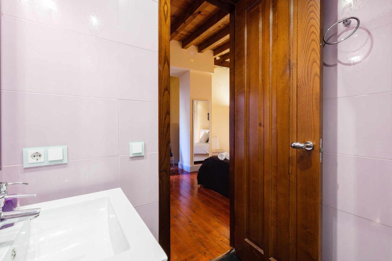 Apartamento Con Patio Junto A La Catedral By Toledo Ap Luaran gambar