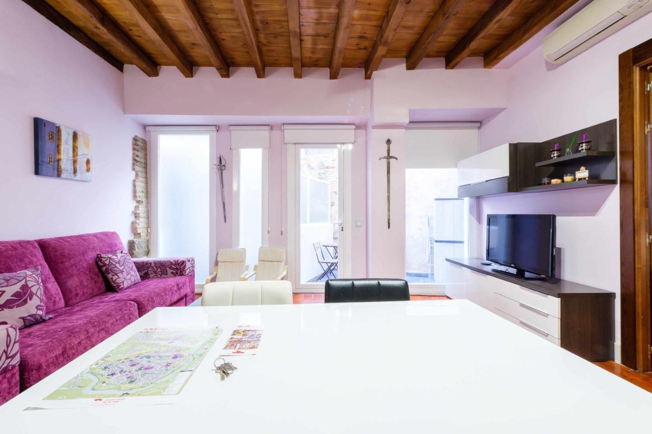 Apartamento Con Patio Junto A La Catedral By Toledo Ap Luaran gambar