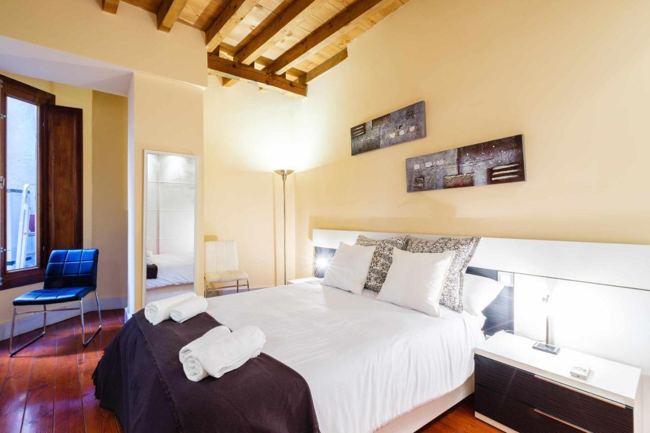 Apartamento Con Patio Junto A La Catedral By Toledo Ap Luaran gambar