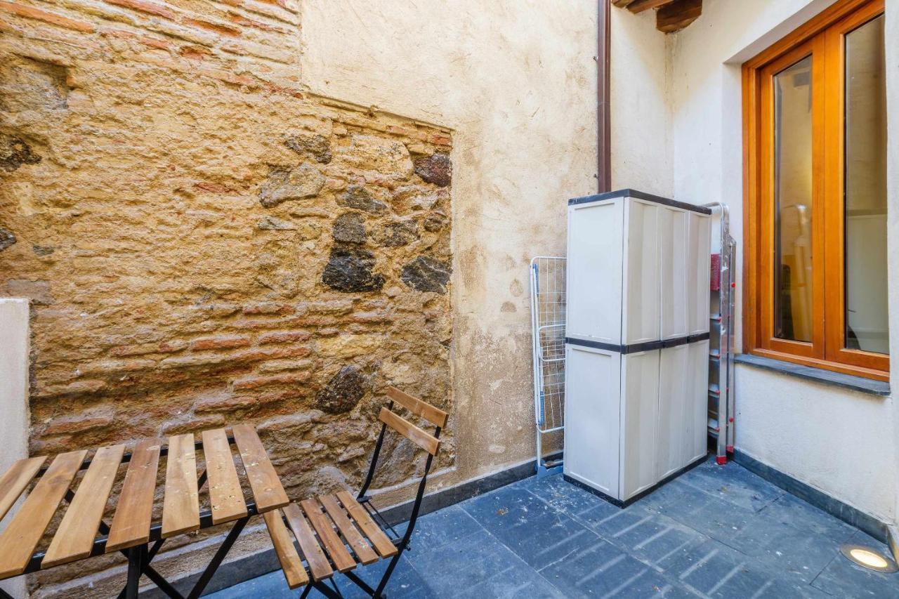 Apartamento Con Patio Junto A La Catedral By Toledo Ap Luaran gambar